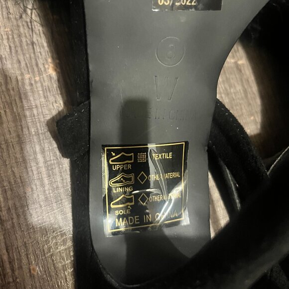 Wide Width Feather Detail 2 Part Heels - Picture 3 of 4